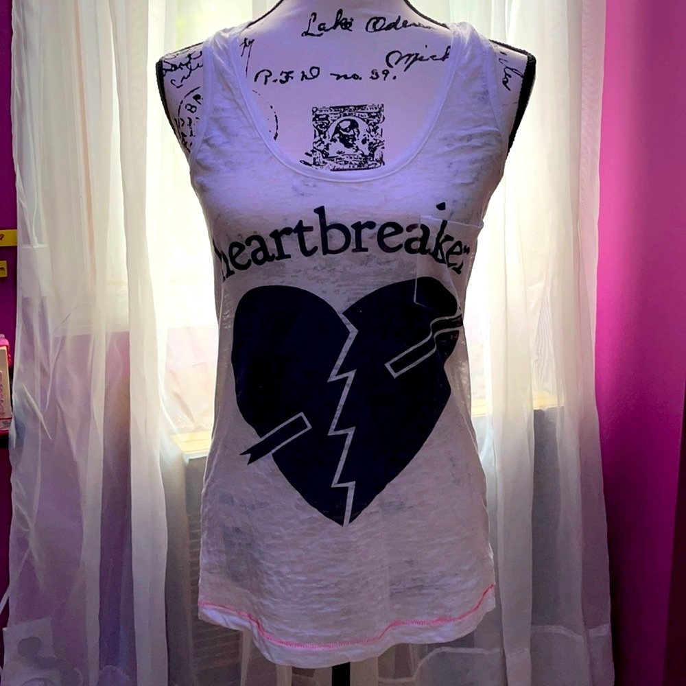 “Heartbreaker” racerback tank